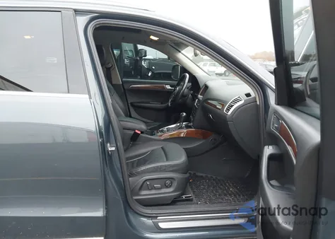 2010 Audi Q5 3.2 Premium из США, поврежденный, VIN WA1LKAFP2AA035372